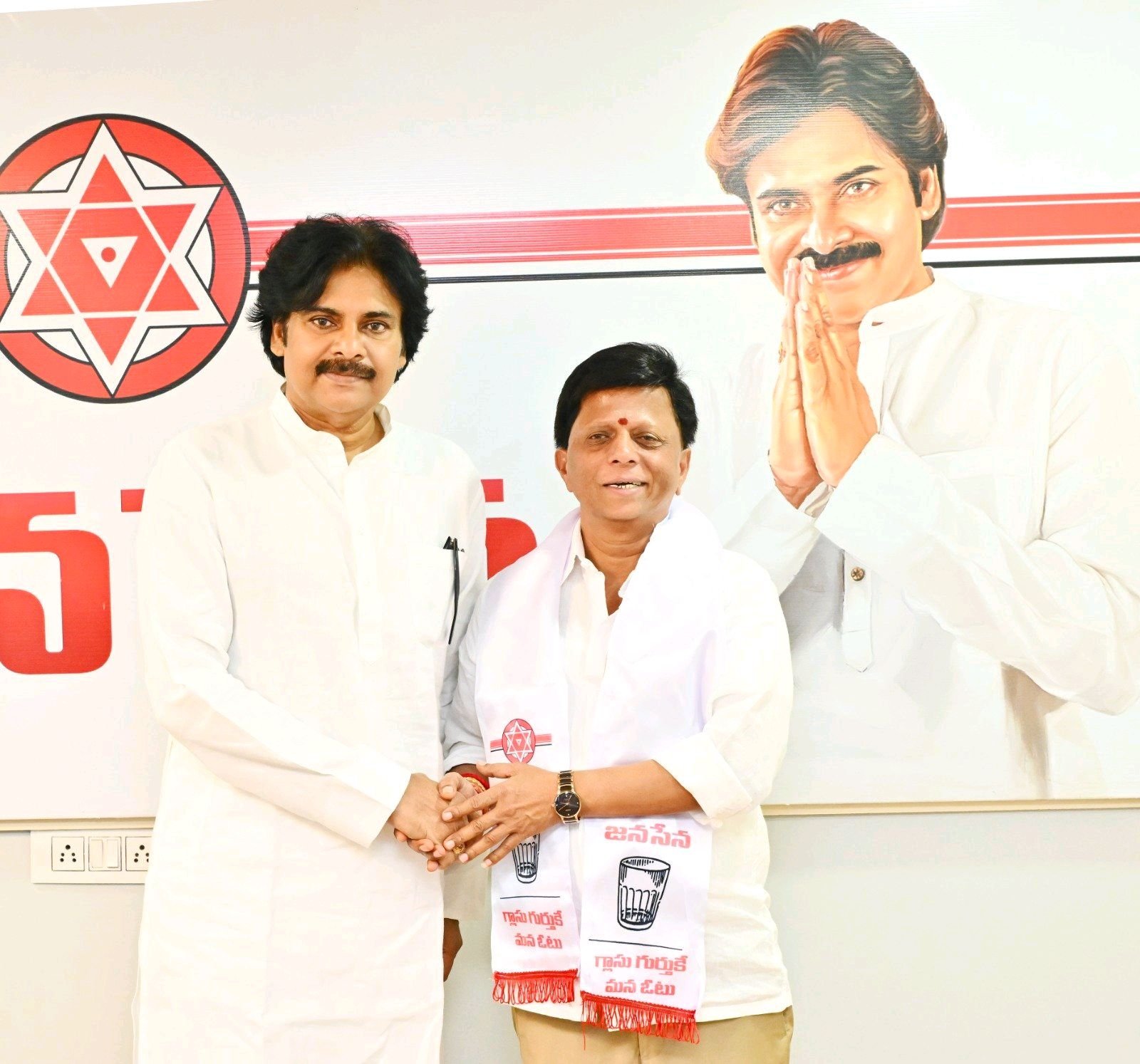 జనసేన పార్టీ లో చేరిన హిందూపురం నవీన్ నిశ్చల్