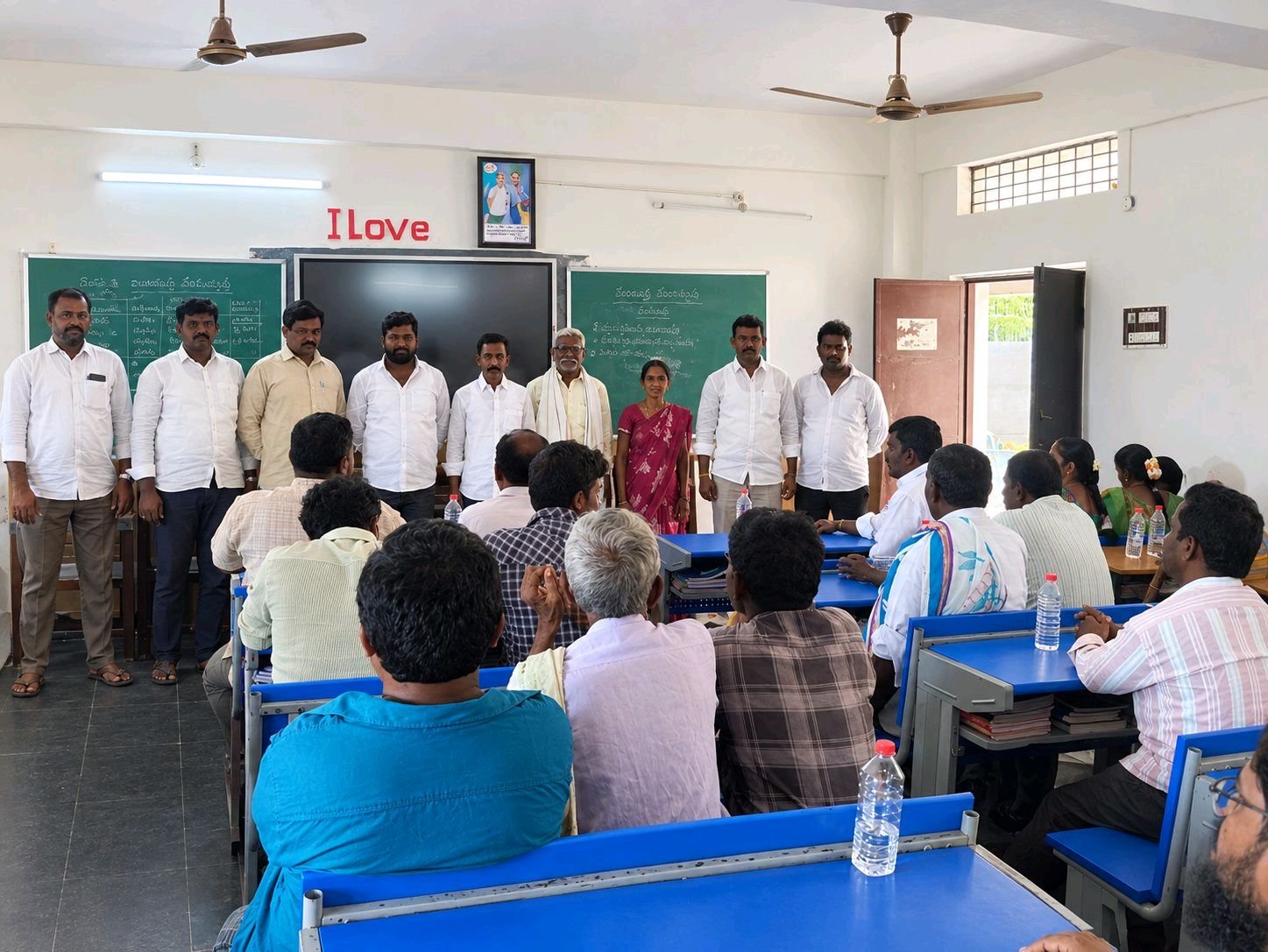 నాగులగుట్టపల్లి లో ZPH హై స్కూల్ చైర్మన్ డి రామాంజనేయులు