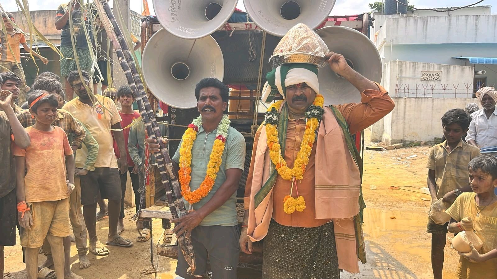 వినాయక చవితి లడ్డు  వేలం పోటా పోటీ