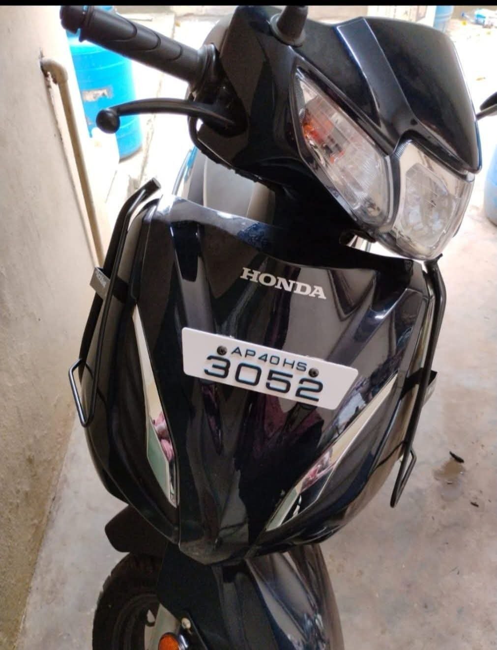 భక్తి ముసుగులో దొంగతనం