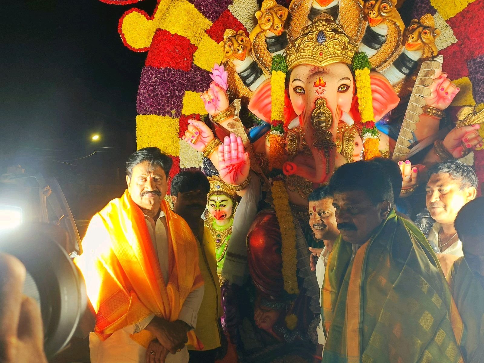 వినాయక నిమజ్జనంలో జనసేన నేతబాడిత శంకర్.. యువసేన సందడి