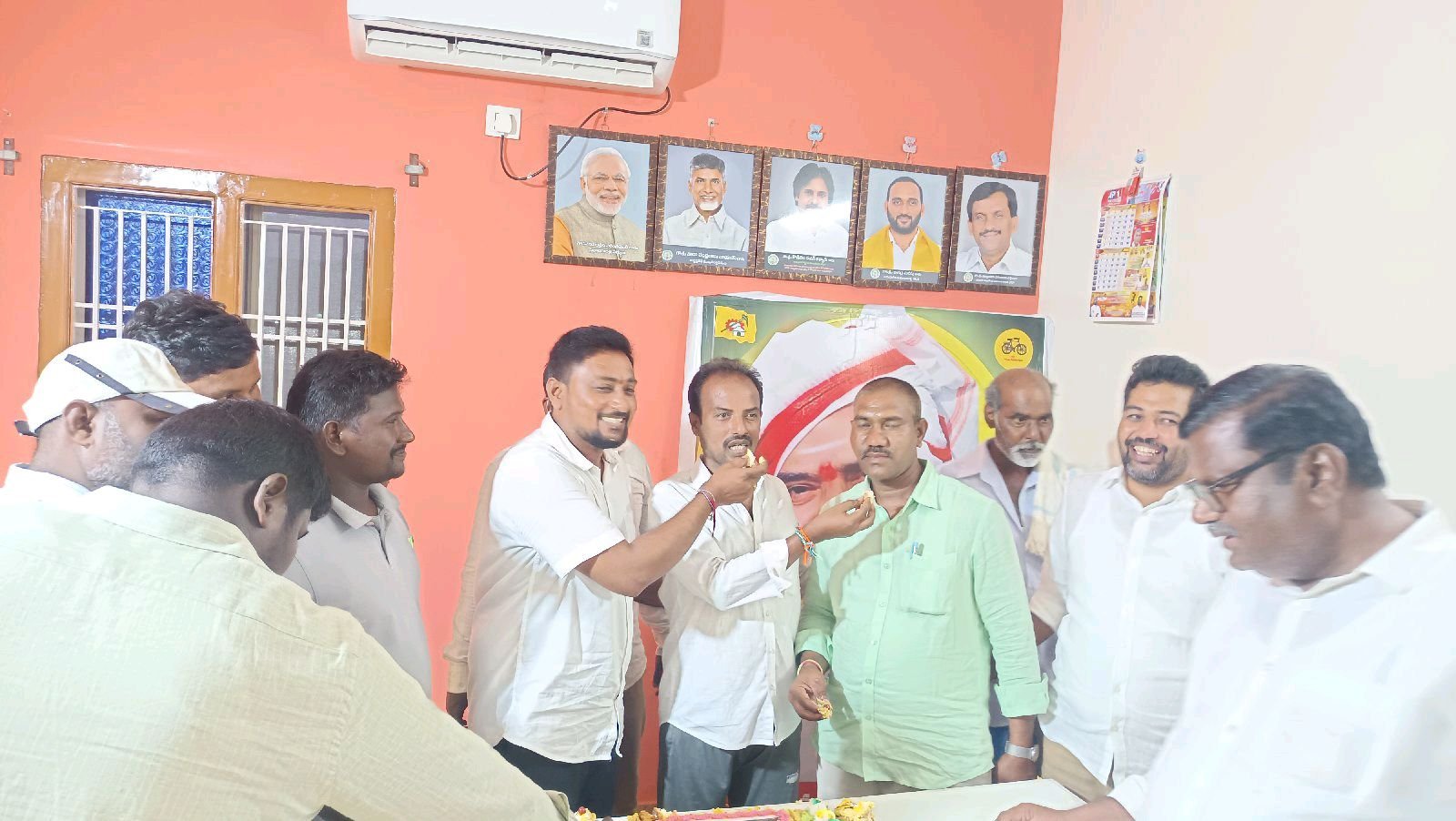 ఎమ్మెల్యే కాకర్ల సురేష్‌కు జన్మదిన శుభాకాంక్షలు