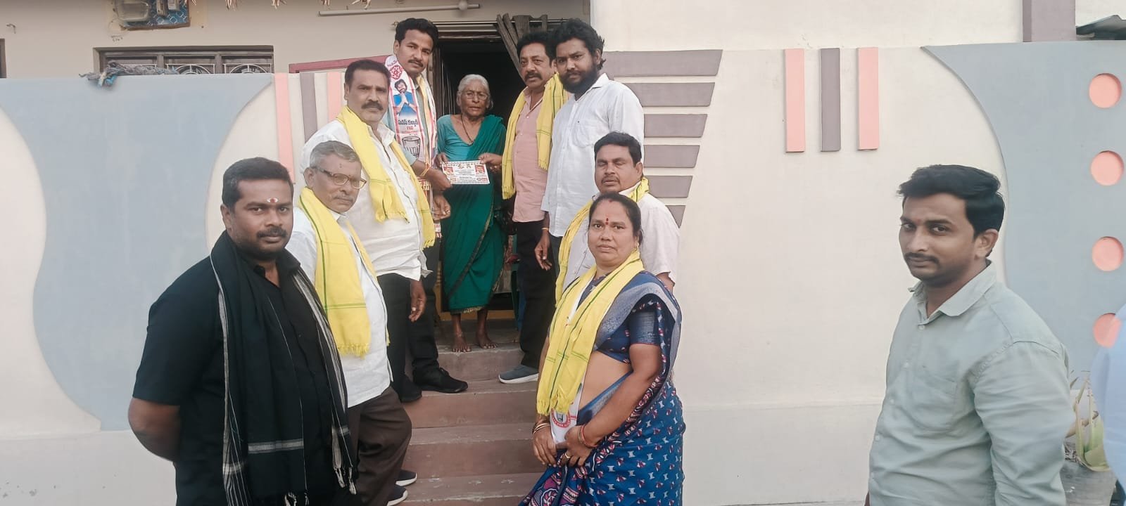 జనసేన అభ్యర్థిగా గ్లాస్ గుర్తుపై ఓటు వేసి బలపరచండి..