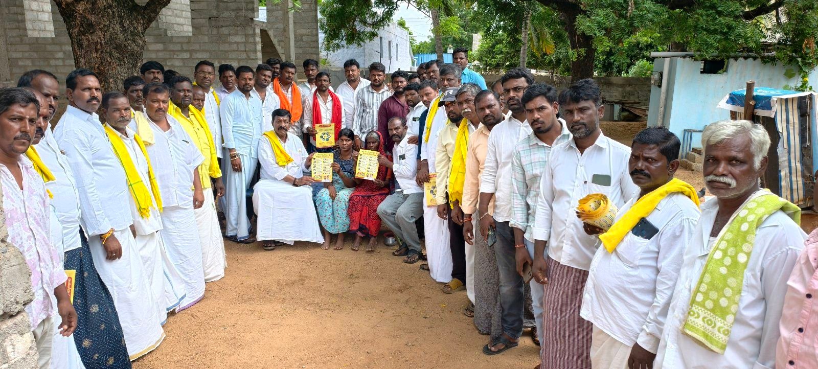 ఇంటింటా సంక్షేమం.గడప గడపనా వికాసం