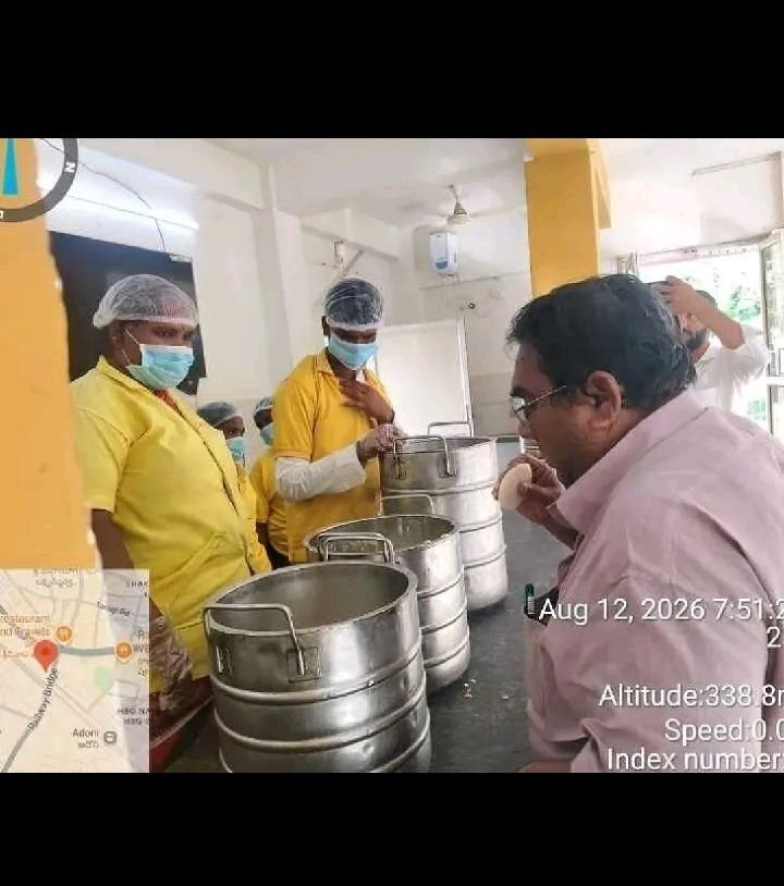 అన్న క్యాంటీన్ లో మున్సిపల్ కమిషనర్ ఆకస్మిక తనిఖీ