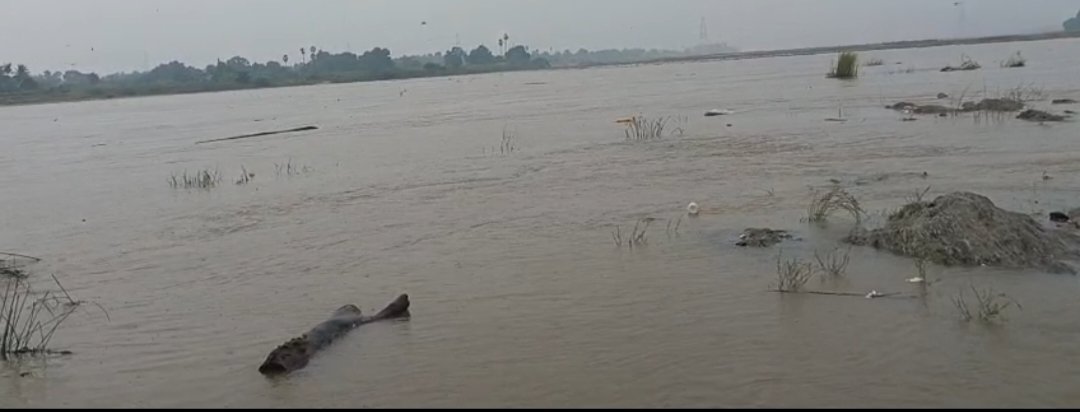కీసర మున్నేరుకు భారీ వరద నీరు....