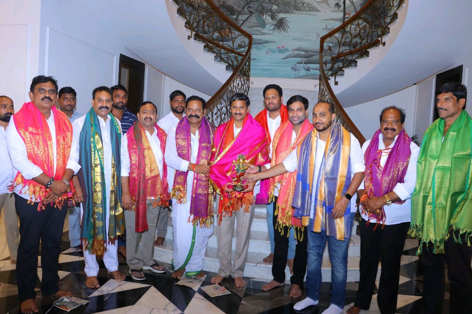 శంకరరావు నివాసంలో డిప్యూటీ చైర్మన్ మాధవరావుకు ఘన సన్మానం