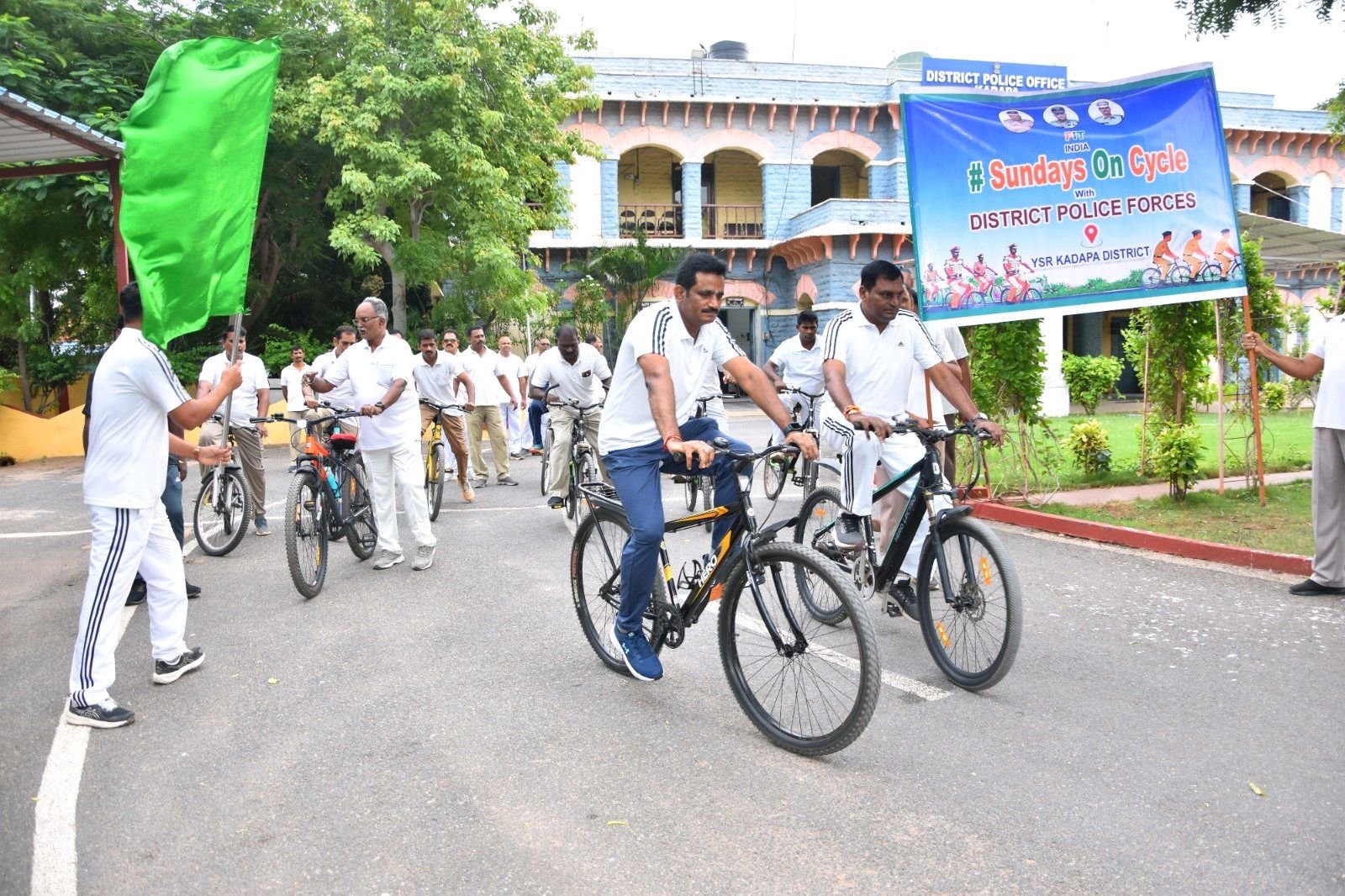 శారీరక దృఢత్వం సంపూర్ణ ఆరోగ్యానికి సైక్లింగ్