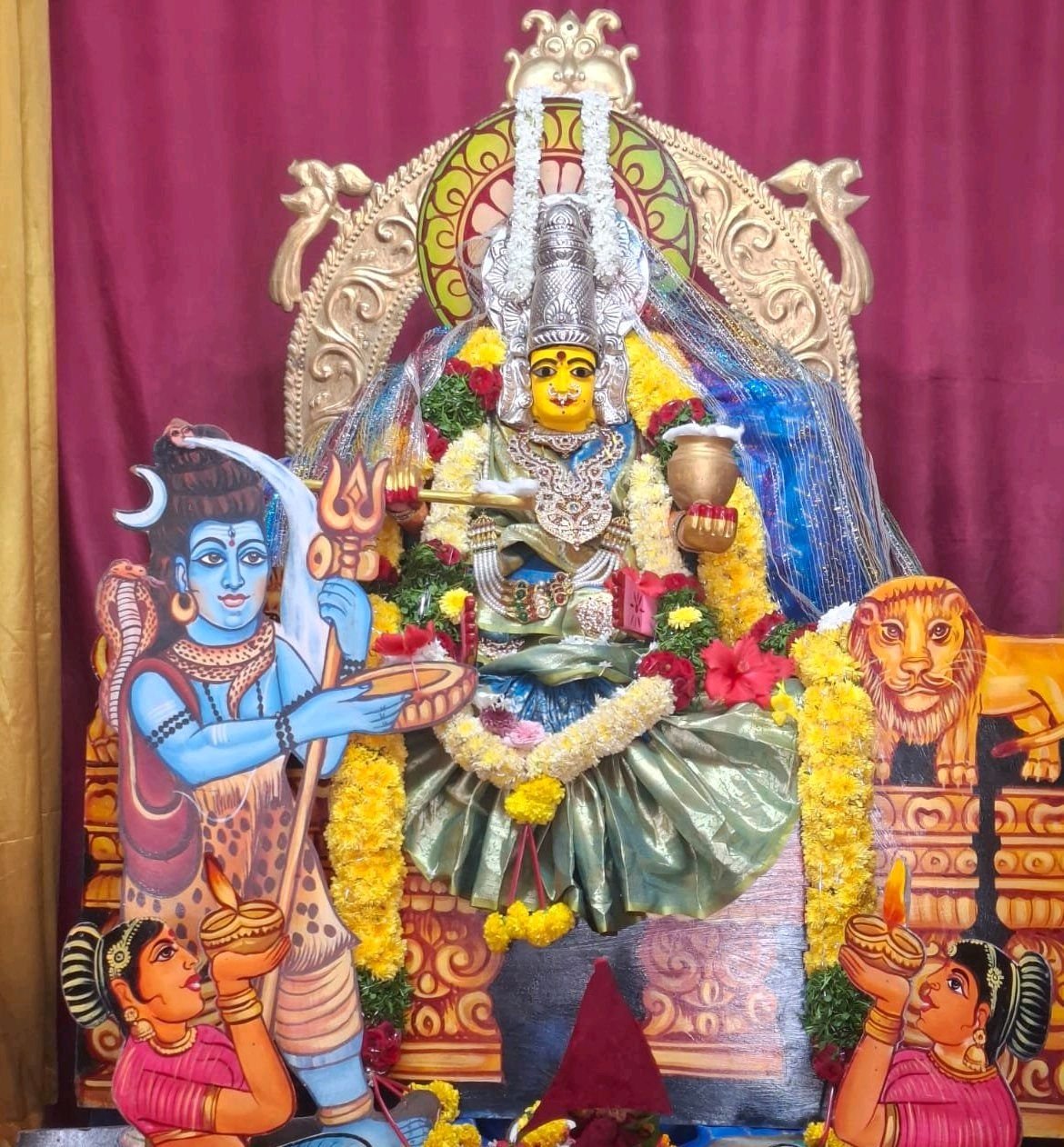 పెదయిరికిపాడులో కాశీ అన్నపూర్ణాదేవి అలంకరణ వైభవం