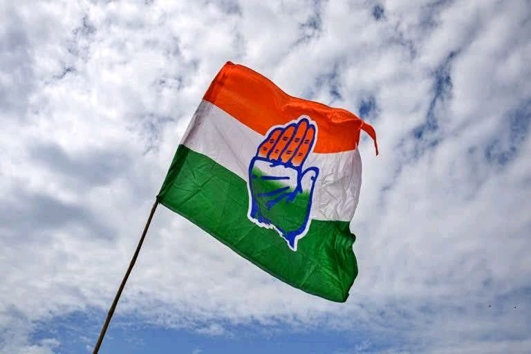 కాంగ్రెస్‌లో చేరిన కార్యకర్తలకు అభినందనలు