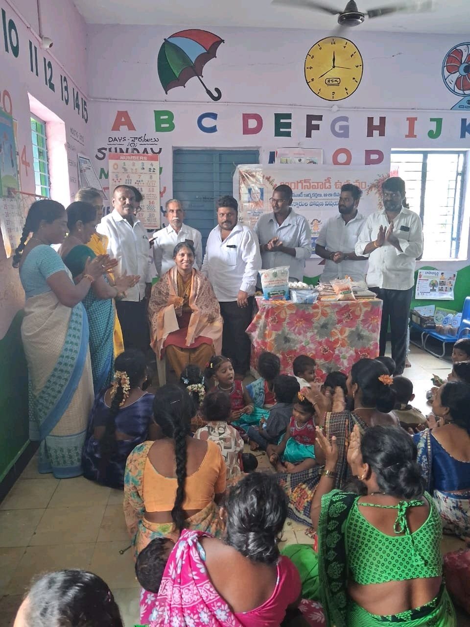 కమలాపురంలో ఘనంగా అంగన్‌వాడీ ఉత్సవాలు