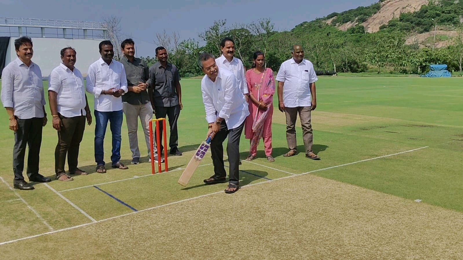 AP లో తొలిసారిగా ఉద్యోగుల ప్రీమియర్ లీగ్ క్రికెట్ పోటీలు
