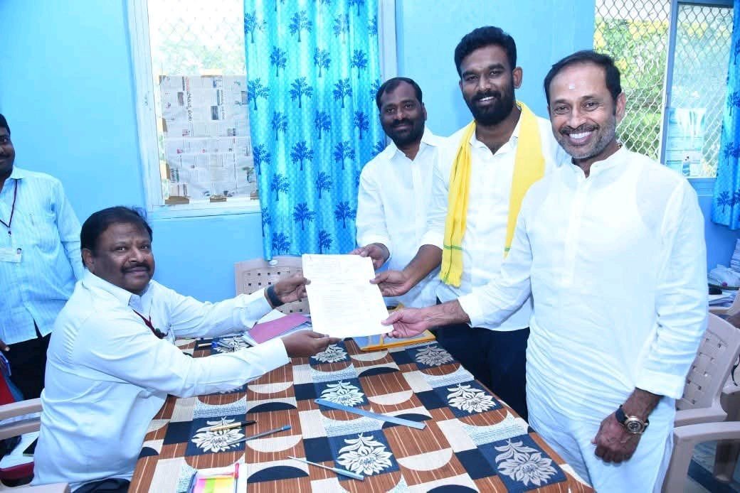 నల్లచెరువు జడ్పీటీసీ అభ్యర్థిగా పరిటాల శ్రీరామ్