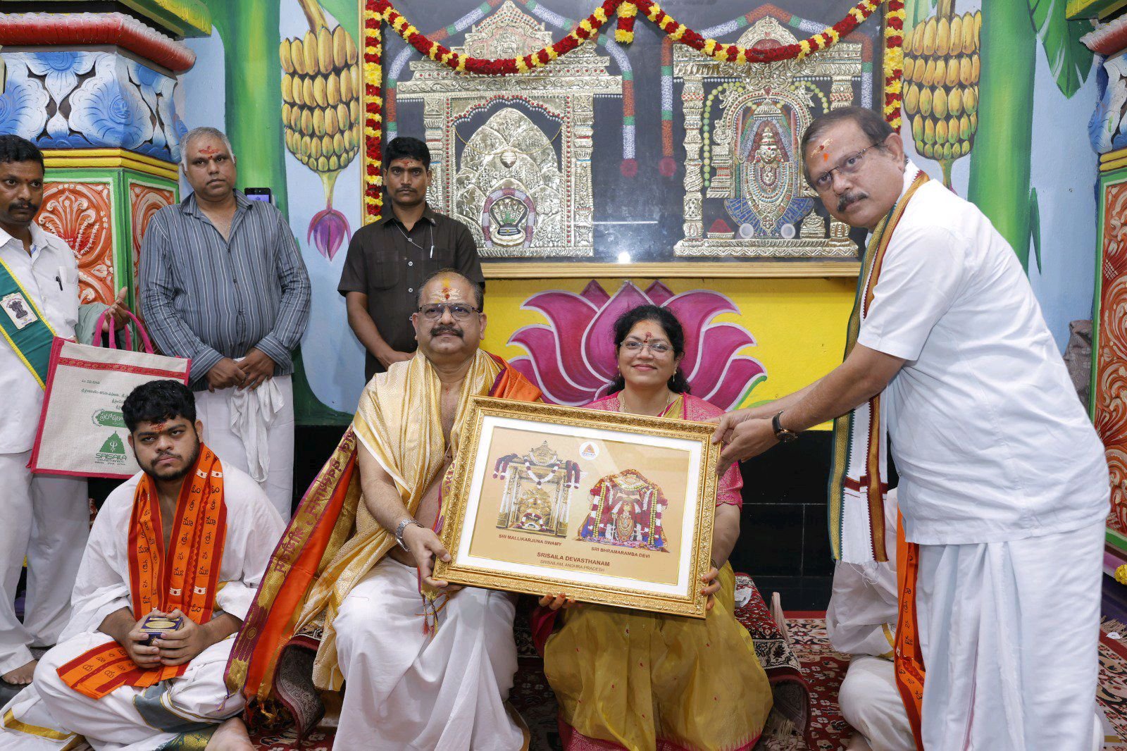 మల్లన్న దర్శించుకున్న తెలంగాణ న్యాయమూర్తి