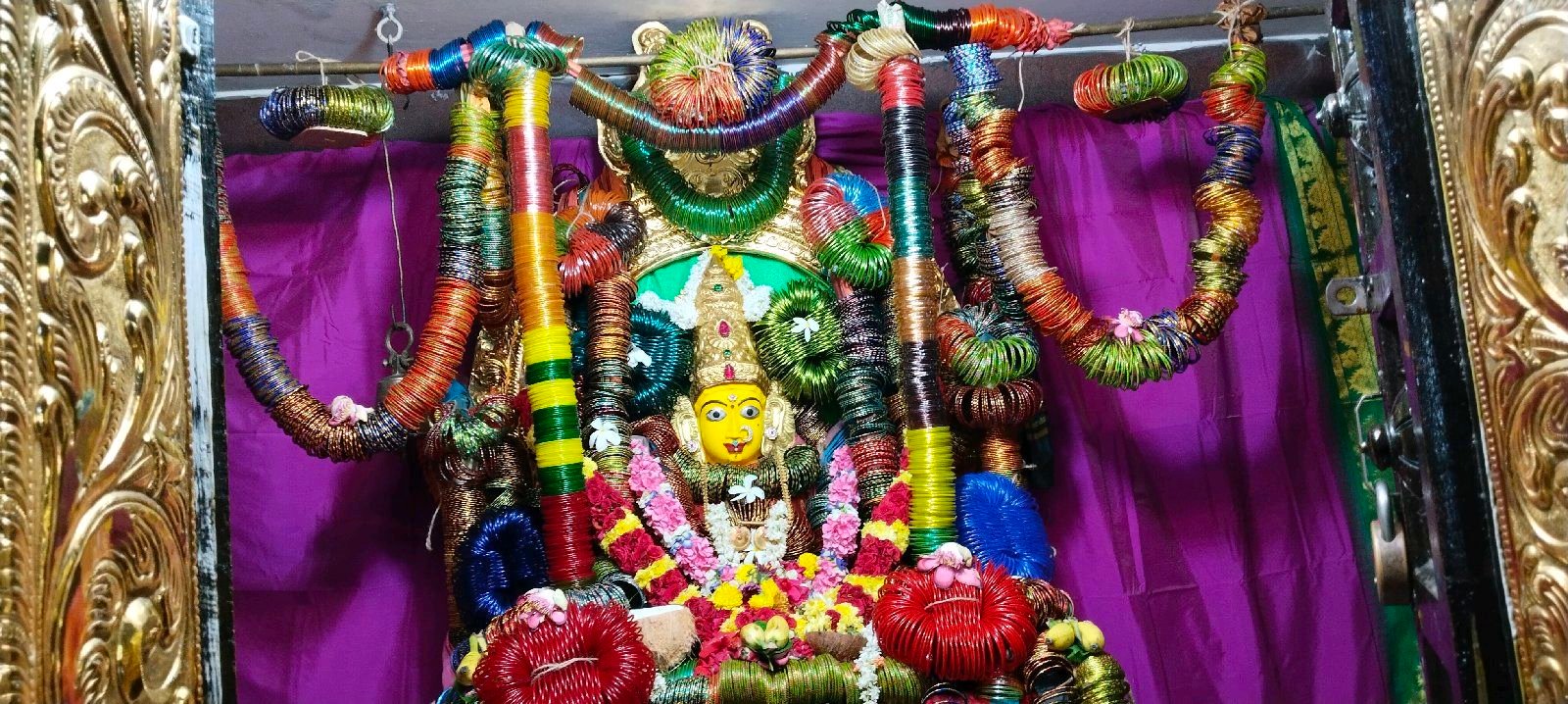 గాజుల అలంకారంలో శ్రీ బాల చాముండిక అమ్మవారు