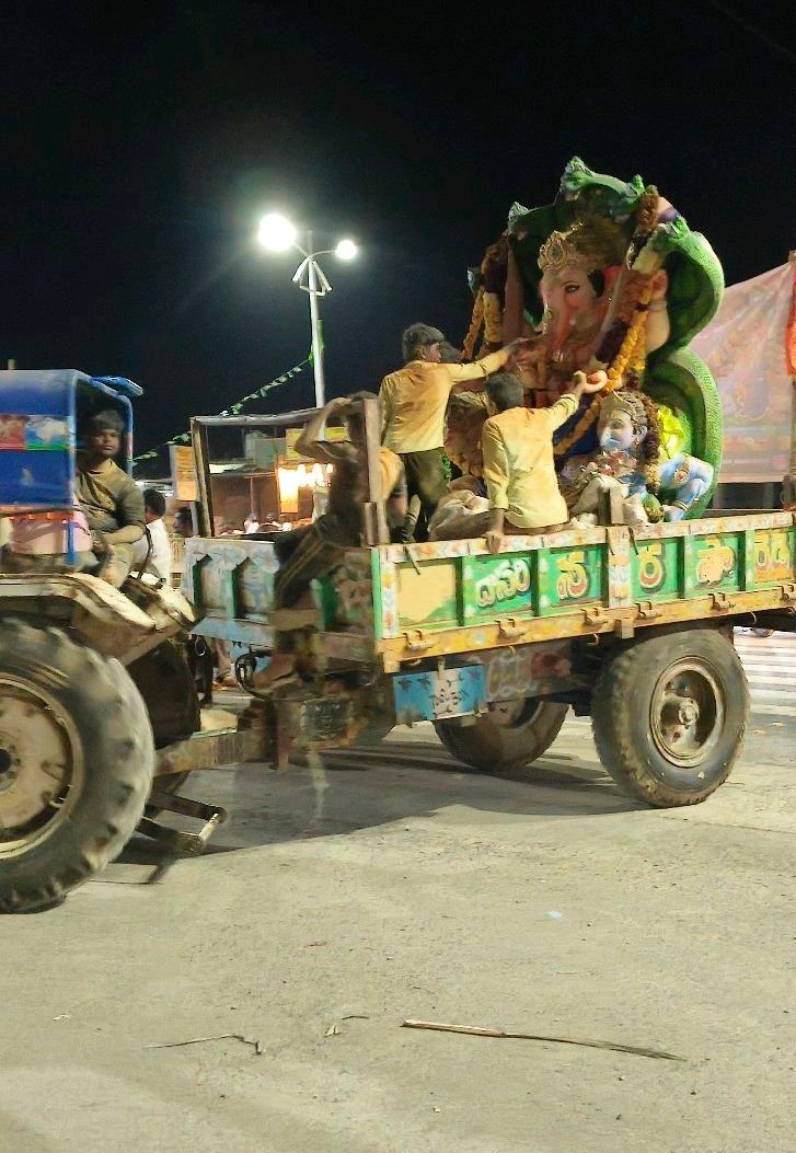 కొండాపురం మండలంలో వినాయక నిమజ్జనం