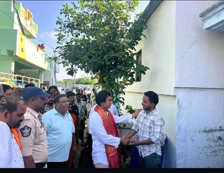 ఆదోని క్రాంతి నగర్ లో ఎమ్మెల్యే పర్యటన