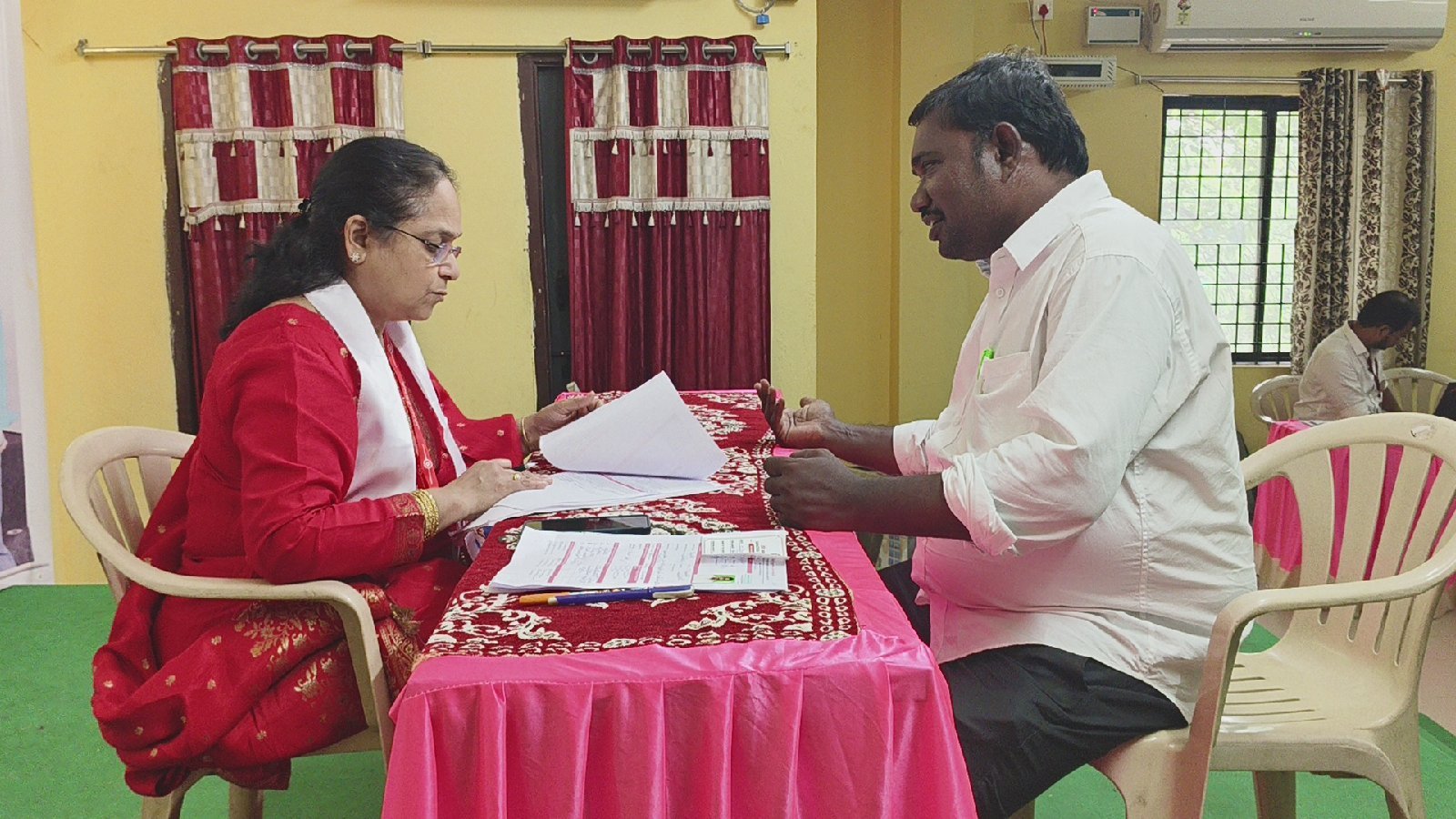 తిరుపతి జనసేన పార్లమెంట్ అబ్జర్వర్ ను కలిసిన నాయకులు