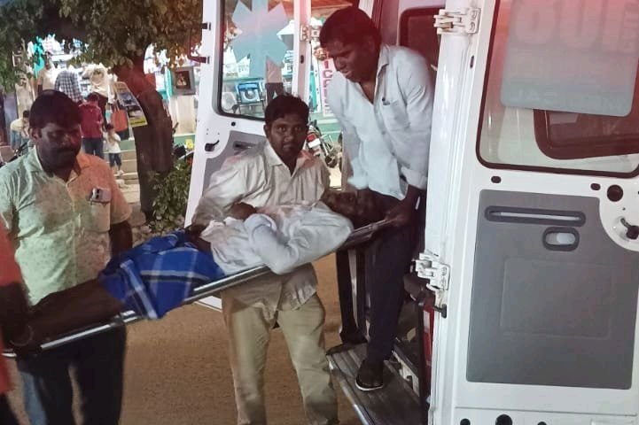 సూళ్లూరుపేటలో మానవత్వం చాటిన సిటీ హోం రాజా