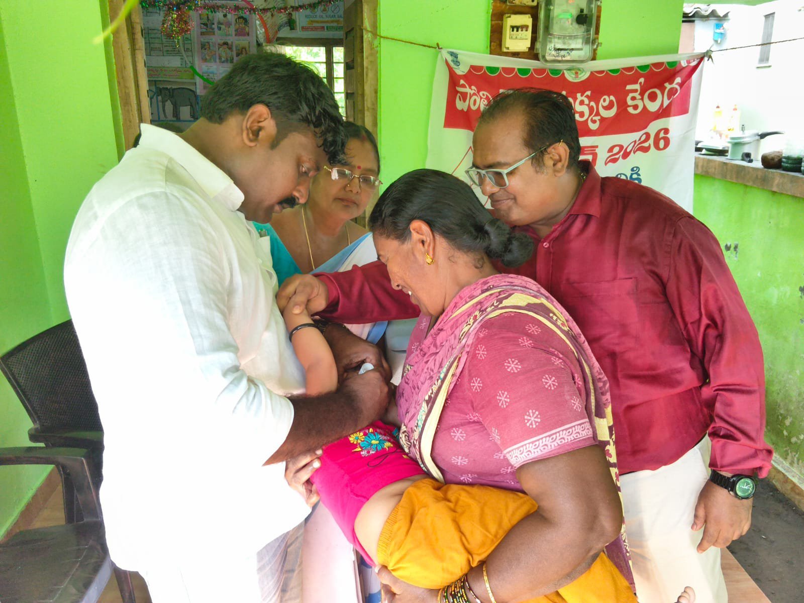 నిండు జీవితానికి రెండు చుక్కలు పోలియో మందు వేయిద్దాం.  MPP