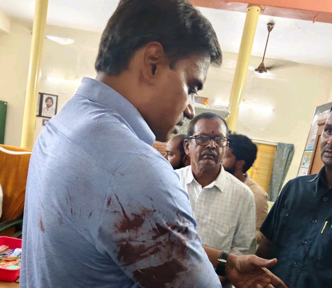 మిథున్ రెడ్డి బయటకు రాకపోతే ప్రభుత్వమే బాధ్యత తీసుకోవాలి